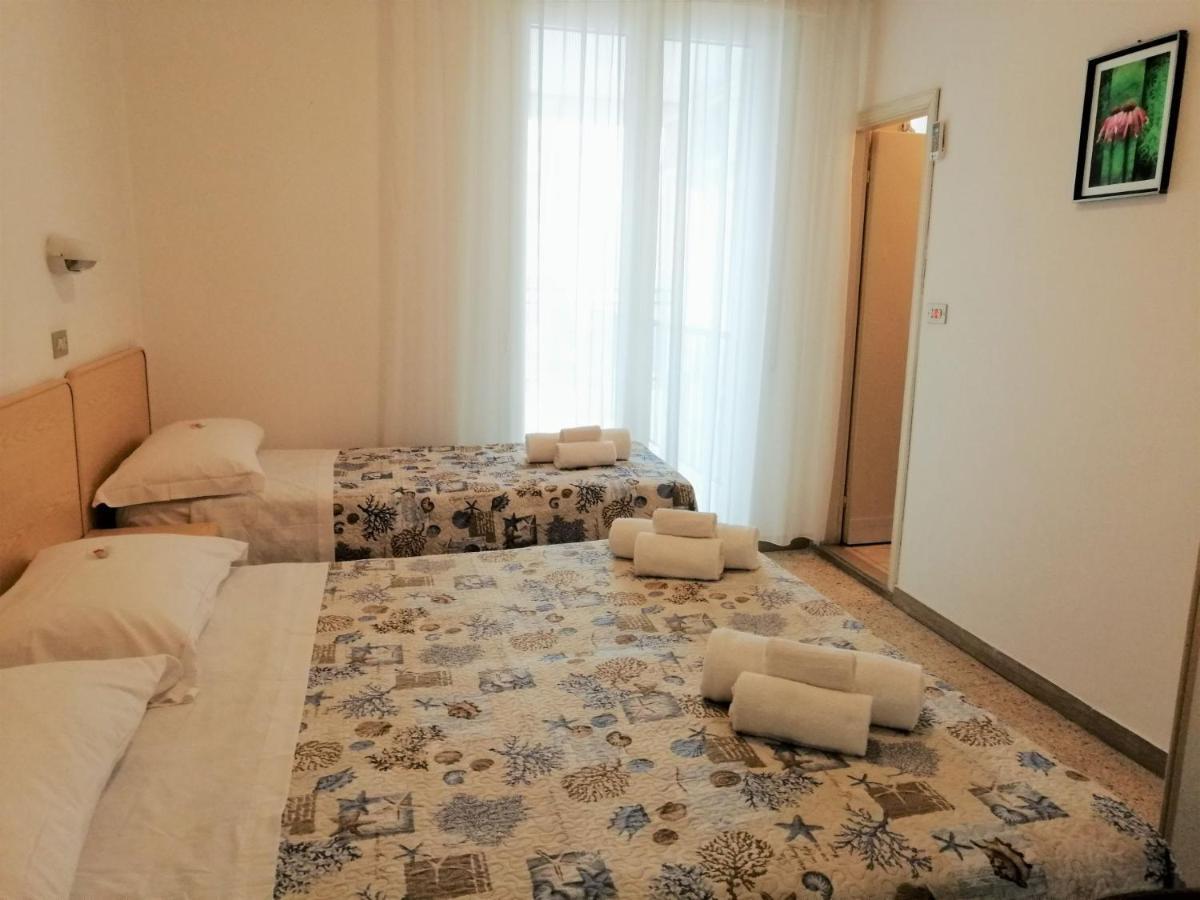 Hotel Alba Rimini Exterior photo
