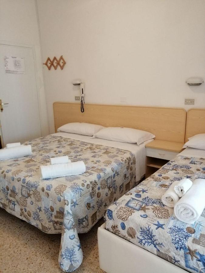 Hotel Alba Rimini Exterior photo